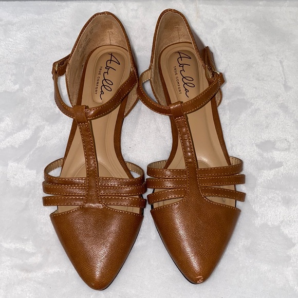 Abella Shoes Abella True Comfort Flats Size 7m Poshmark
